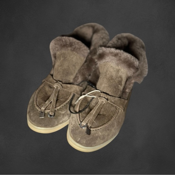 Nila & Nila Suede Shearling Winter mini boot in military green Sz 36 NWOB $225 - Picture 4 of 4